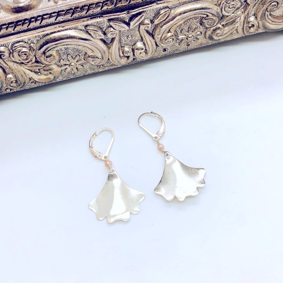 Vintage Silver Ginkgo Leaf Earrings - Picture 1 of 5